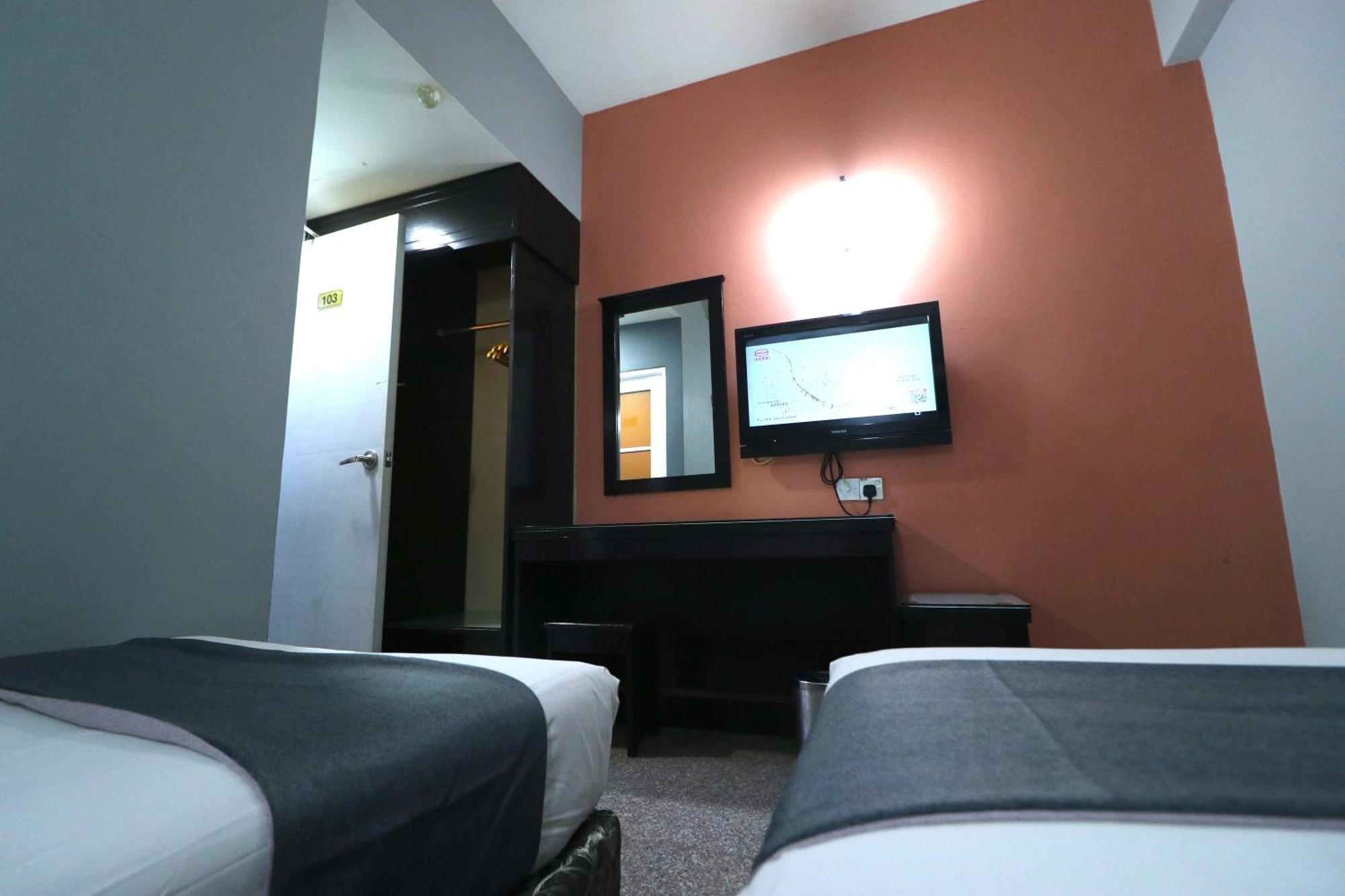 Hotel Sri Puchong Dış mekan fotoğraf